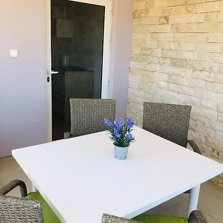 Lavanda Centar Апартаменты Вир